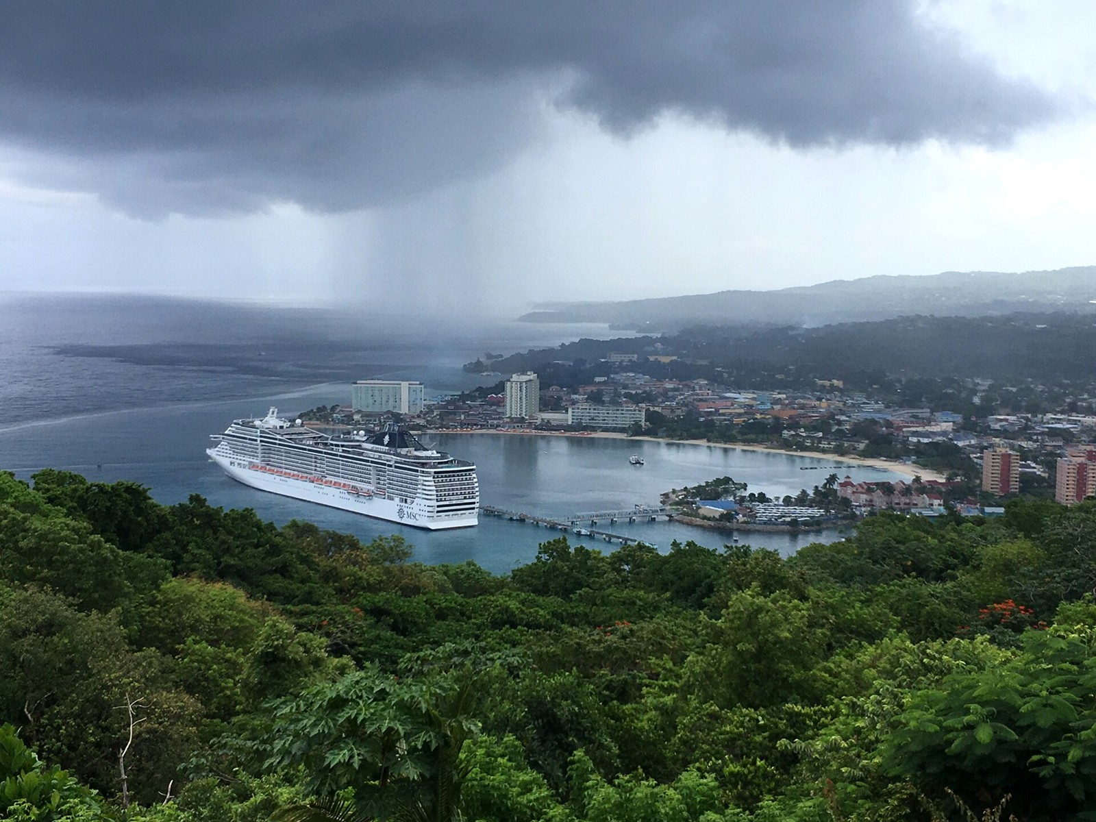 Ocho Rios cruise port and coast